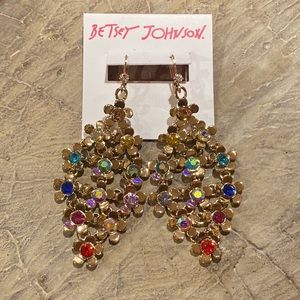 Betsey Johnson Gold Flower Cluster Geometric Love Fest Earrings NWT